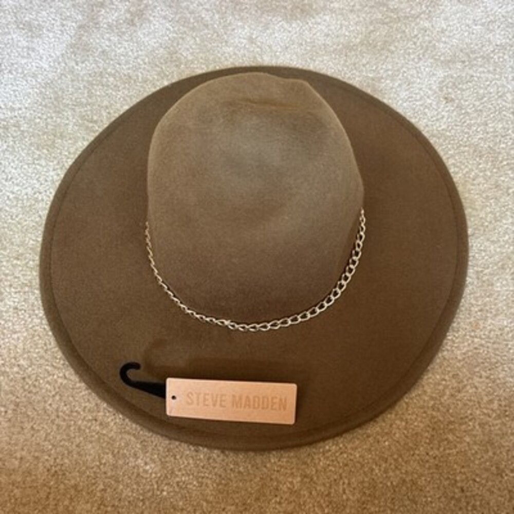 Steve Madden Felted 100% Wool Olive Metal Chain Trimmed Fedora OS NWT